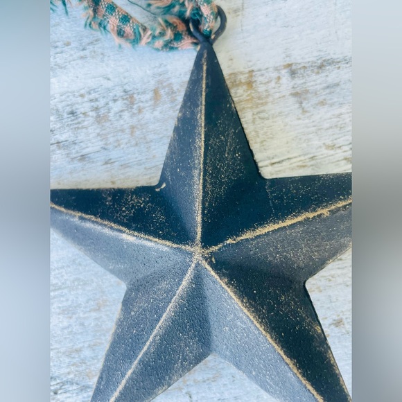 *Hanging Metal Primitive Stars With Gingham Hanger 3.75” Set of Three - Picture 12 of 17